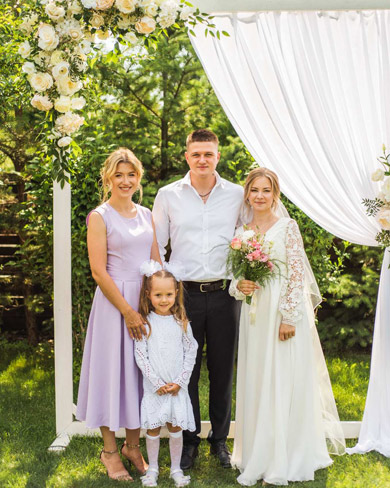 Ведущая тамада недорого на свадьбу Киев Кристина